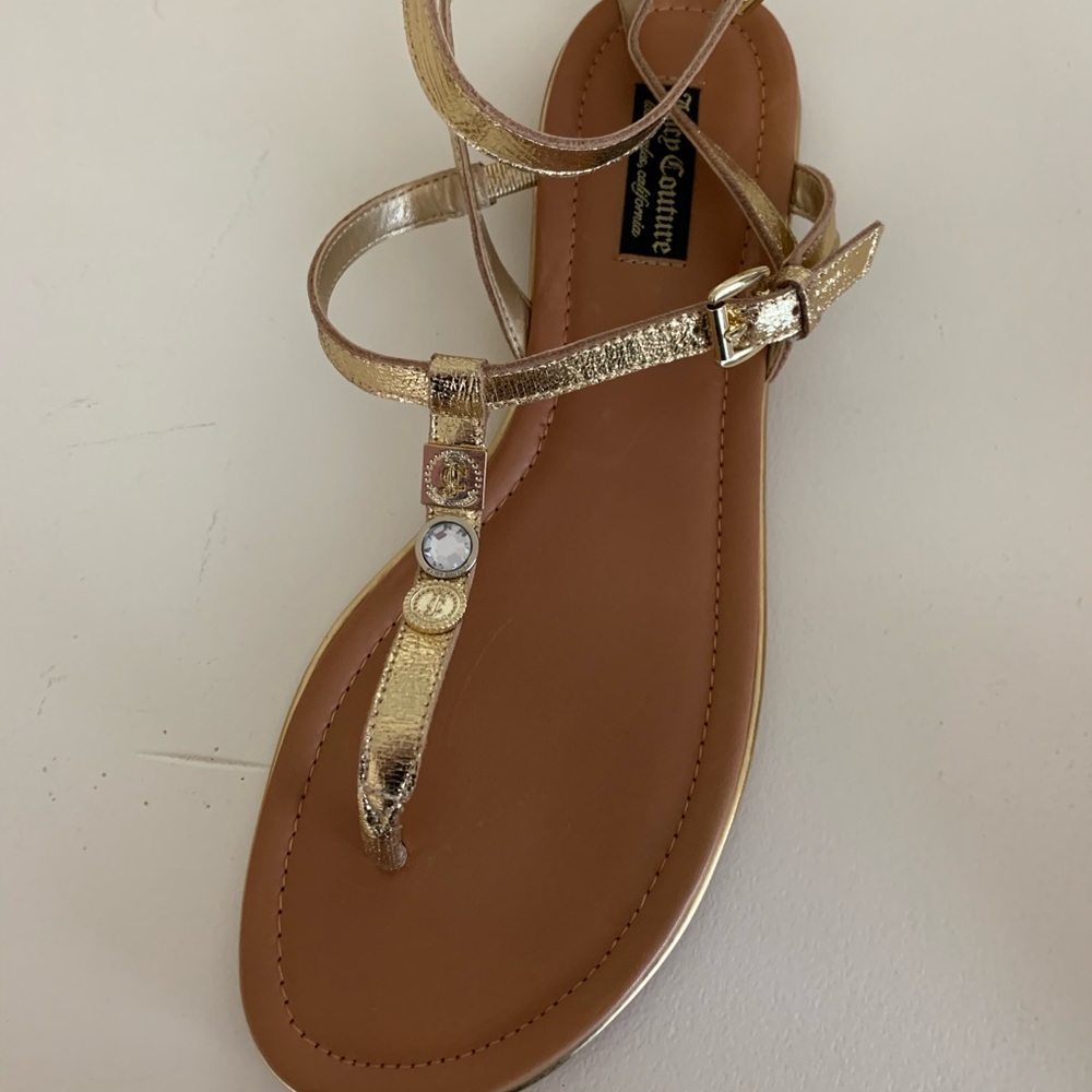 Juicy sandals
